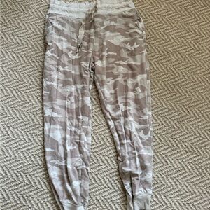 Athleta Beige Striped Jogger